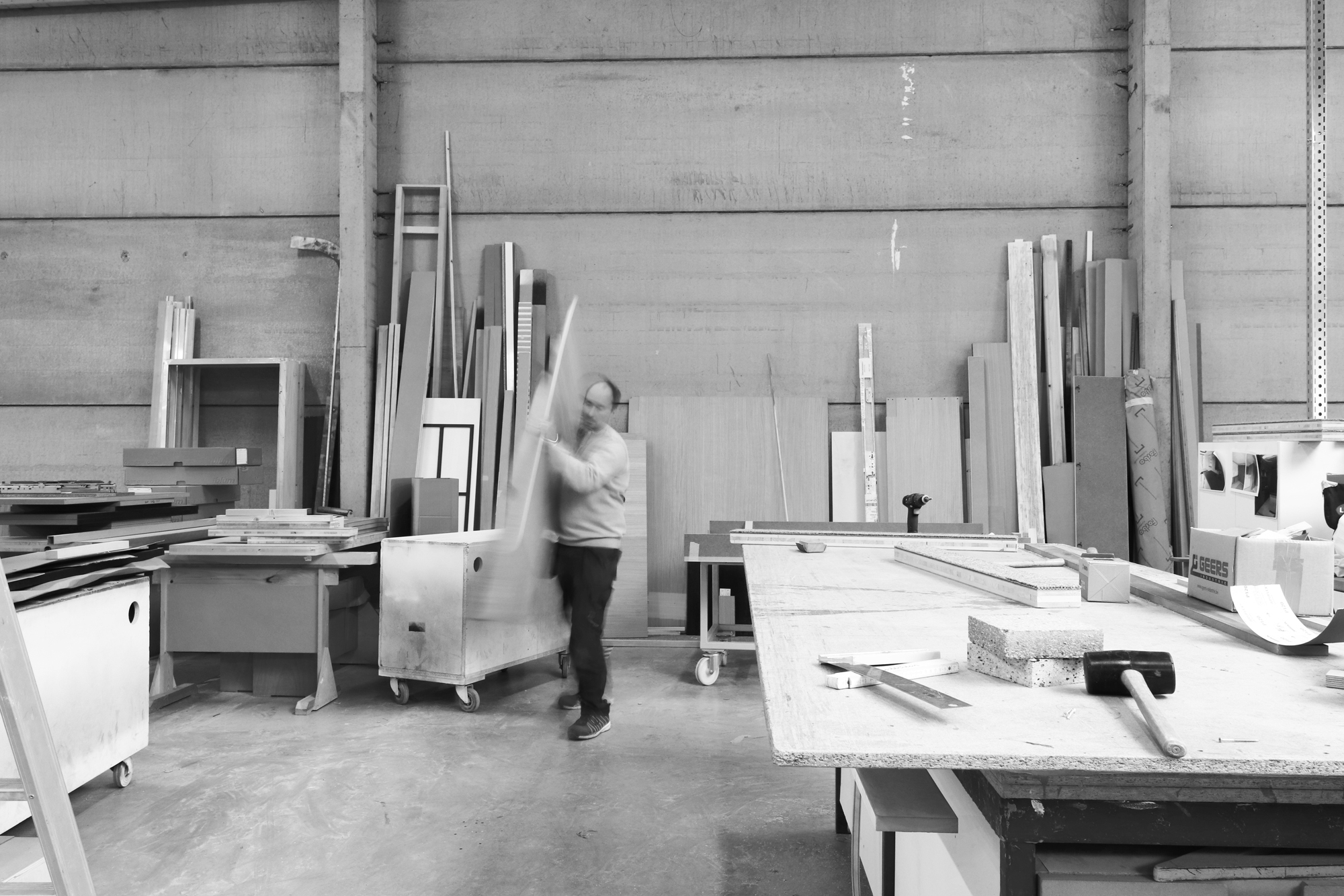 C'EST DE CETTE FACON QUE NOUS TRAVAILLONS